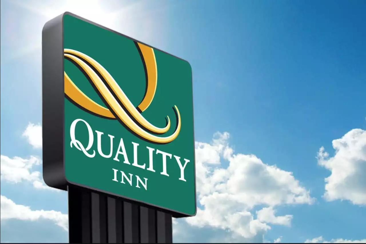 Quality Inn New York Exterior photo
